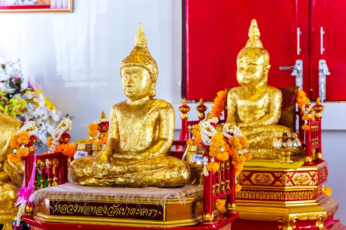 Wat Khao Takhrao