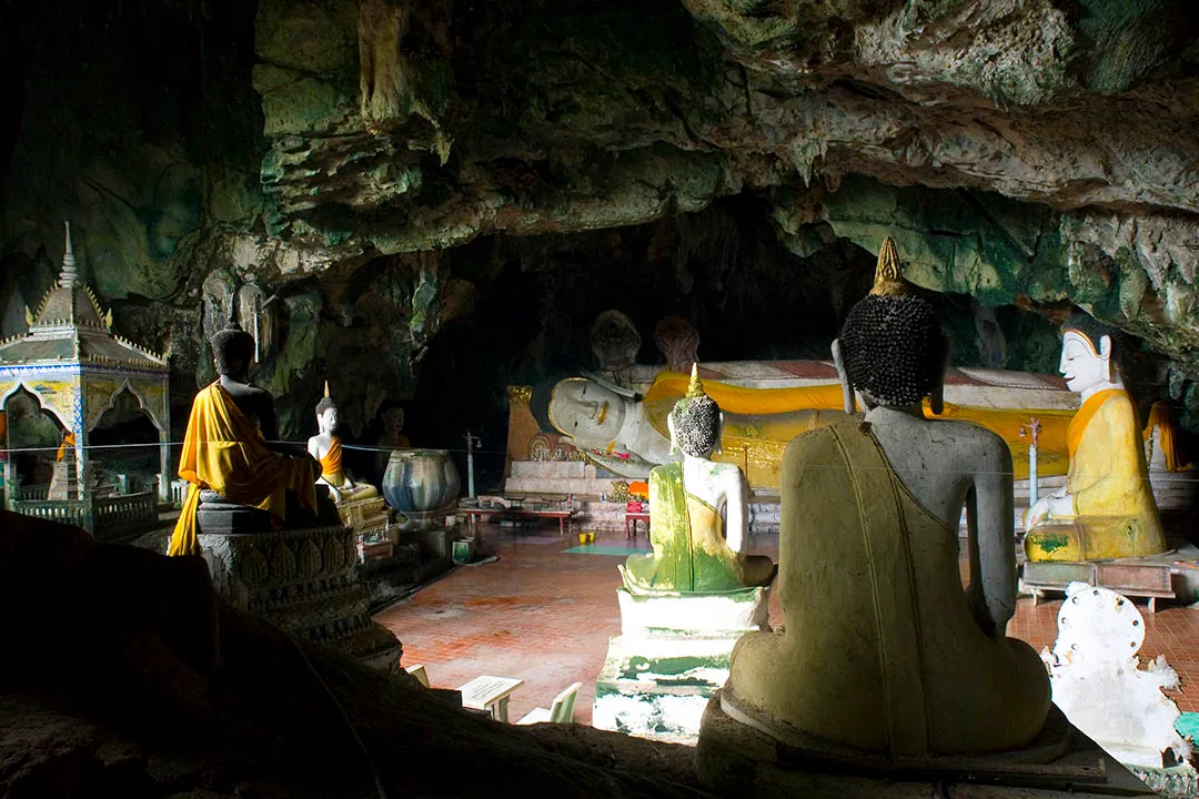 Wat Khuha Phimuk (Wat Na Tham)