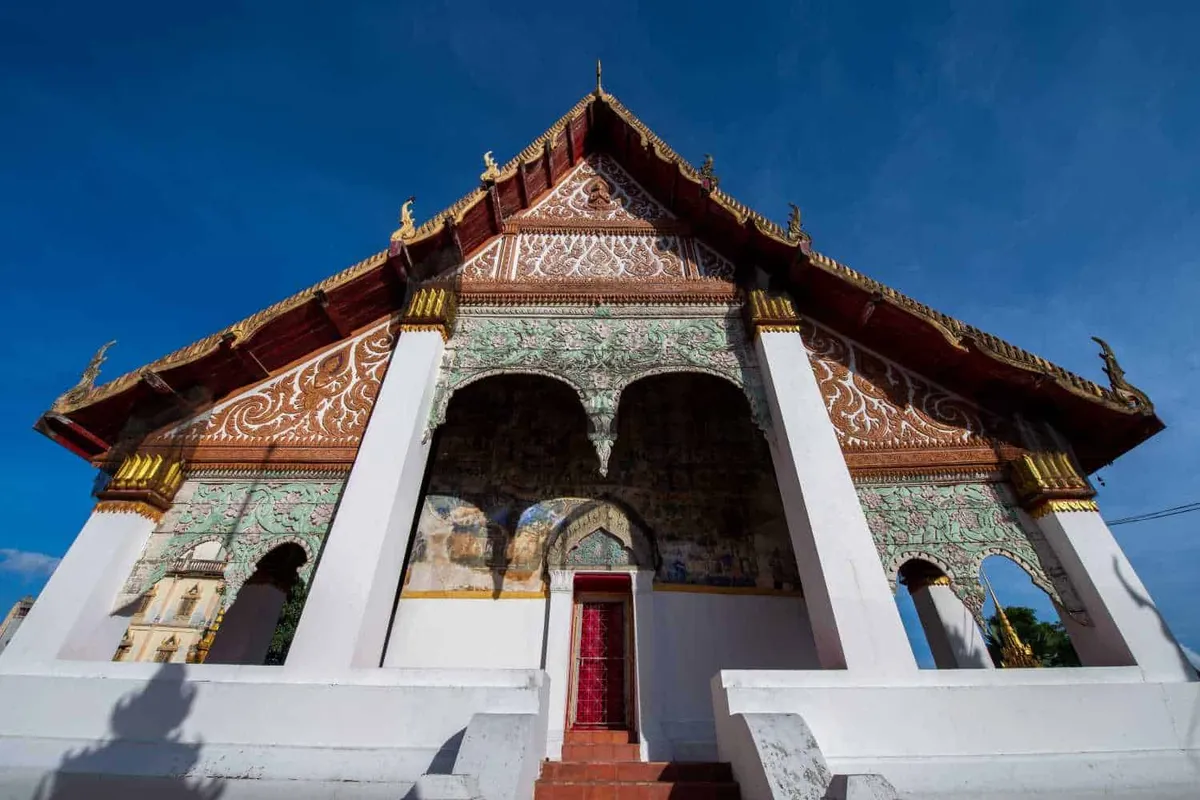 Wat Klang Ming Mueang