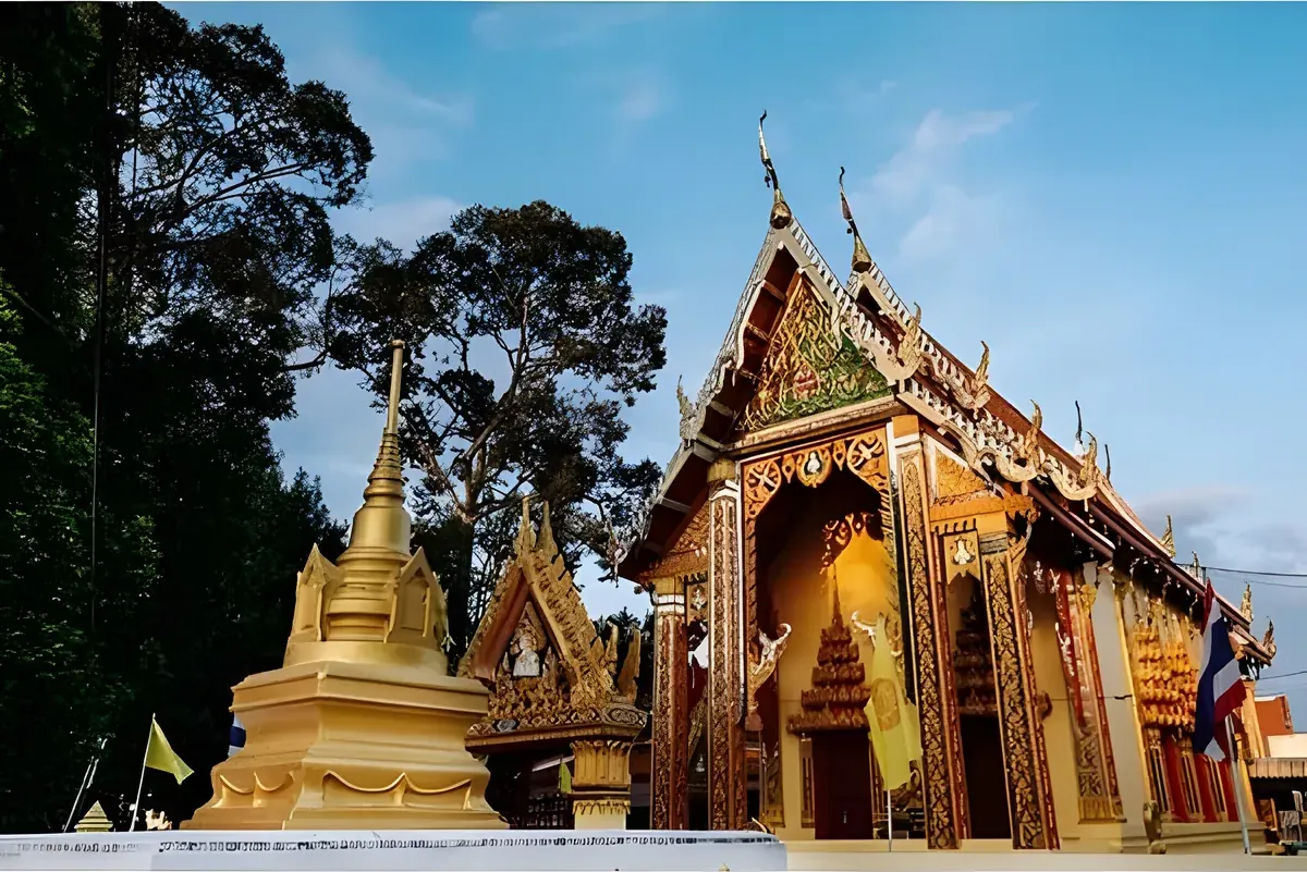 Wat Kluay
