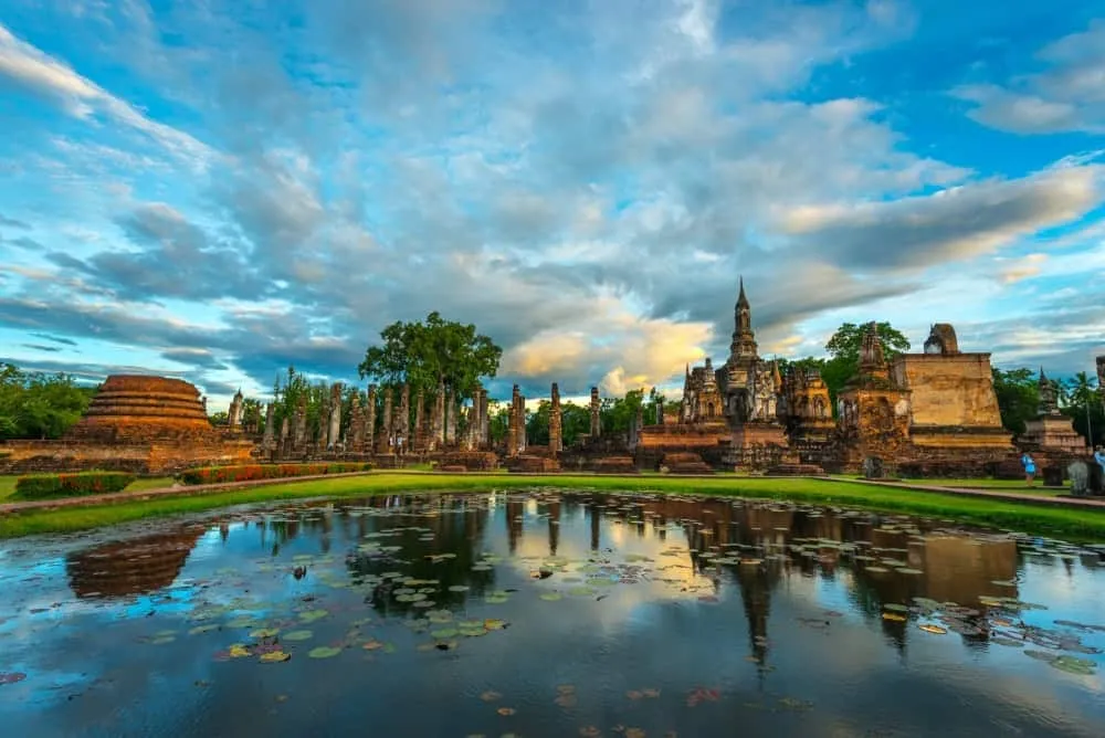 Wat Mahathat Ancient Remains