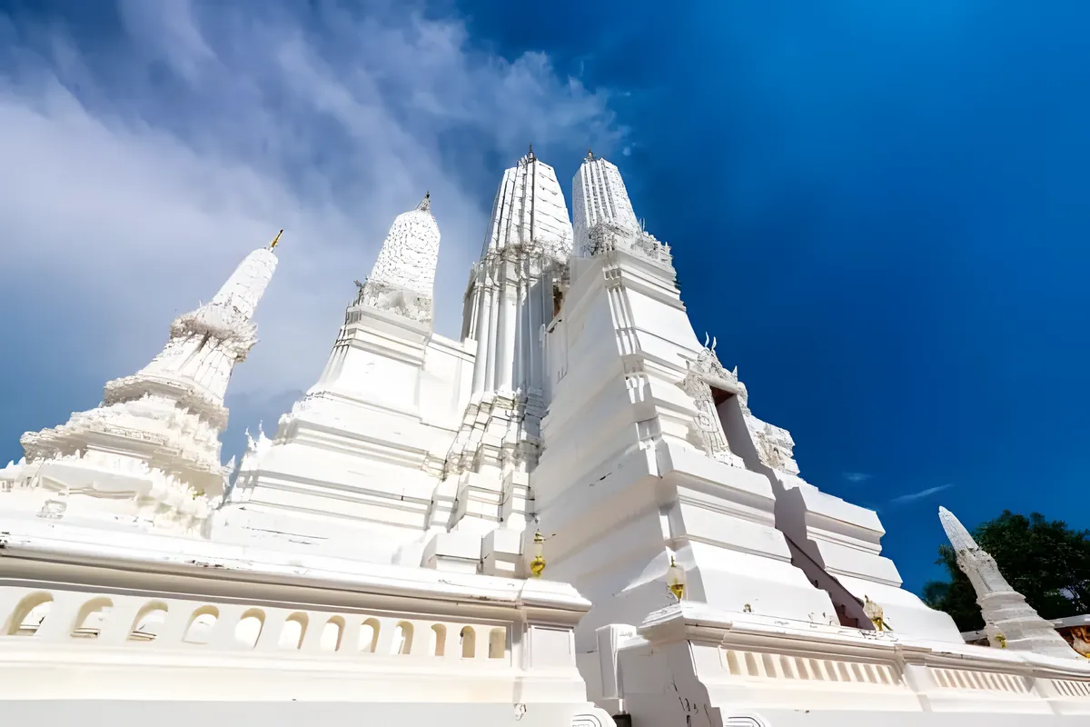 Wat Mahathat Worawiharn