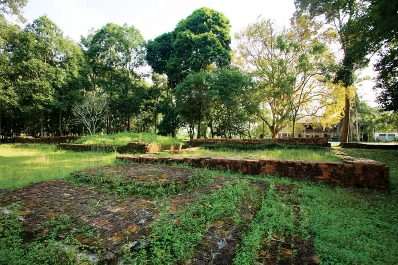 Wat Mok Lan Archaeological Site