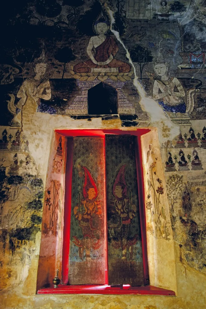 Wat Muang Chum — photo 3