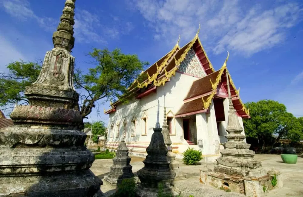Wat Mueang