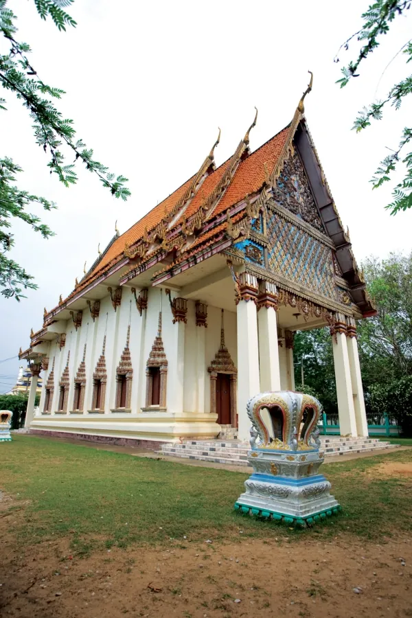 Wat Nakorntum — photo 2