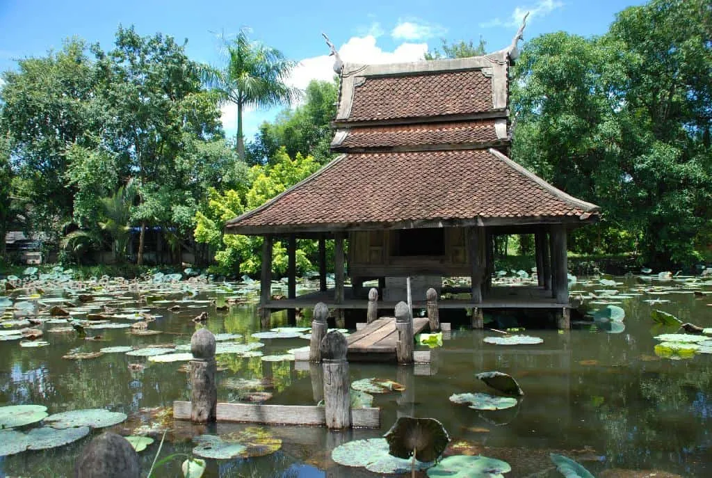Wat Pathum Khongkha, aka Wat Nok Ok