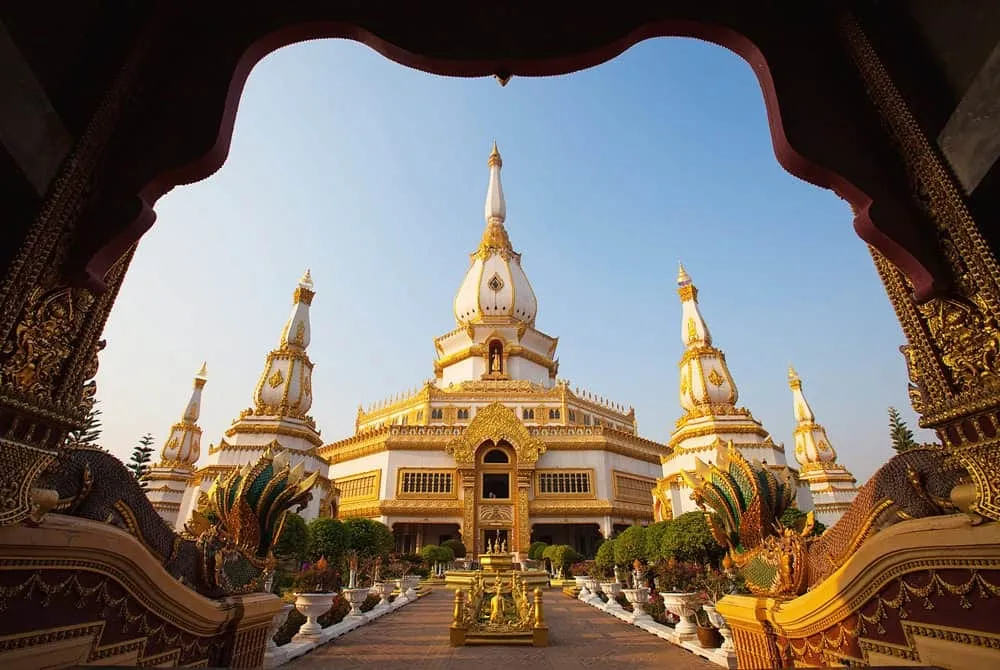 Wat Pha Nam Thip Thep Prasit Wanaram