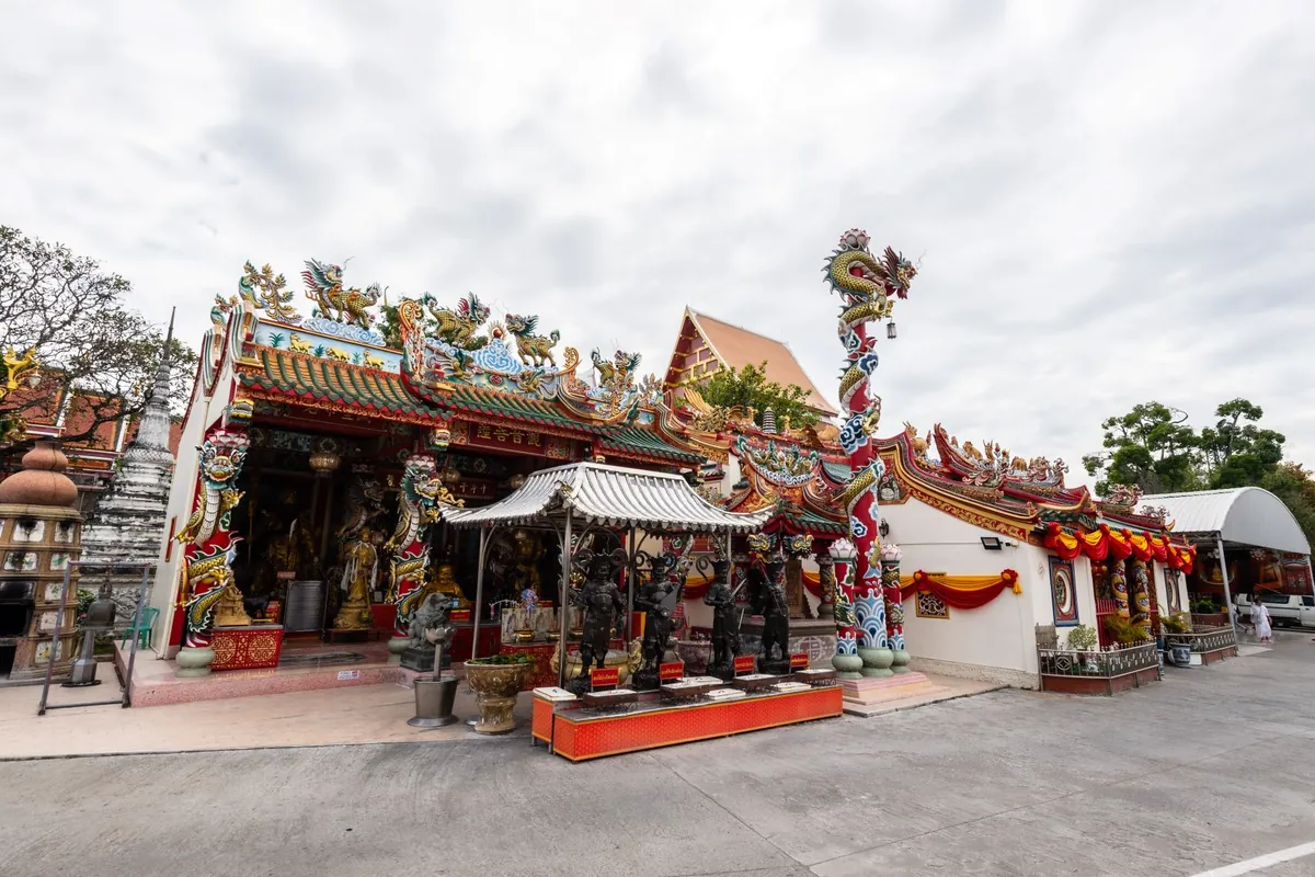 Wat Phananchoeng — photo 3