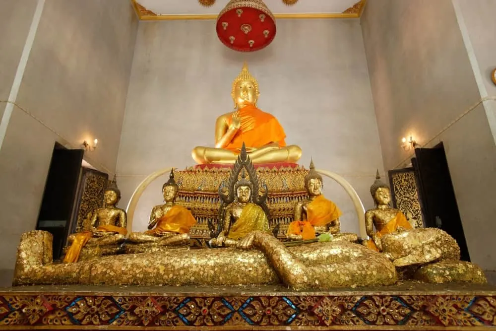 Wat Phra Non