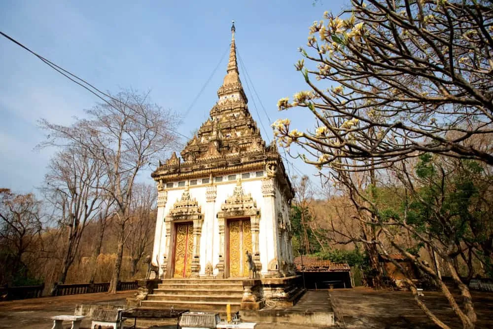 Wat Phra Phuttabat Khao Ruak