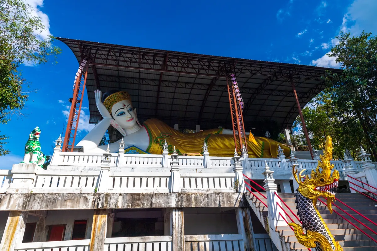 Wat Phra Phuttabatt Phanam — photo 4