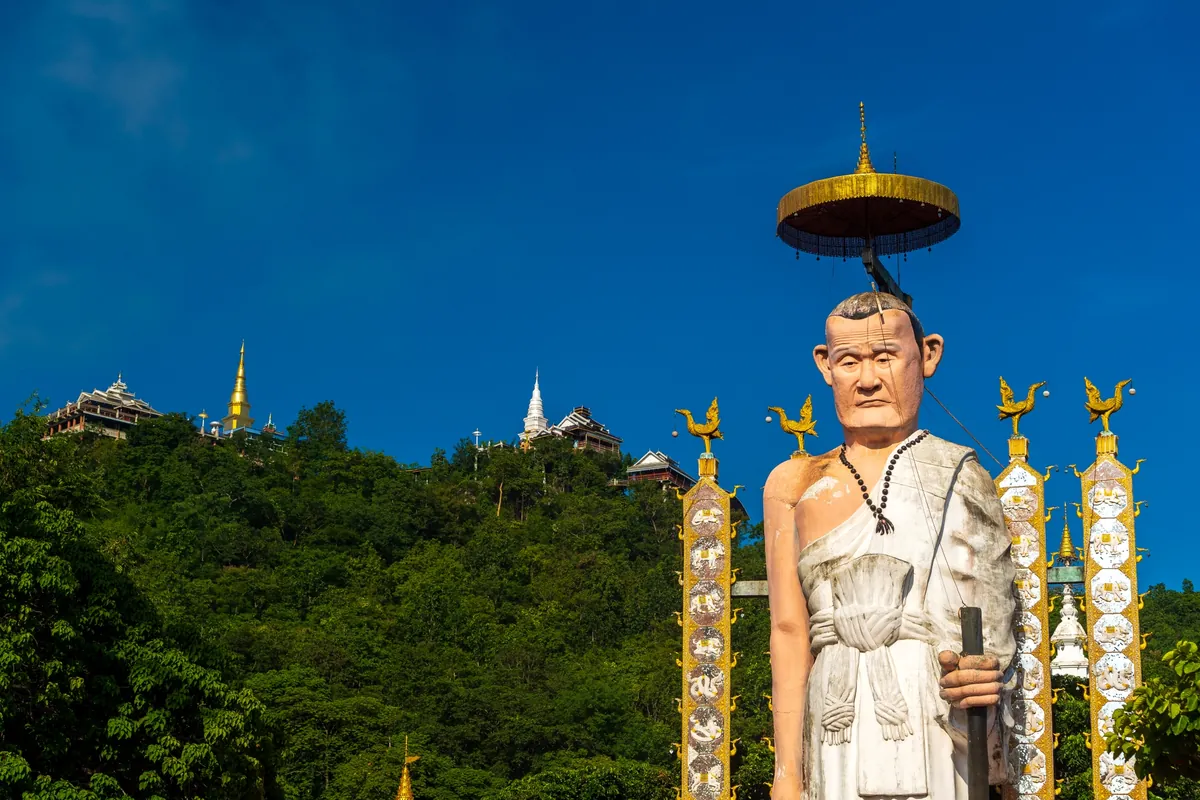 Wat Phra Phuttabatt Phanam — photo 3