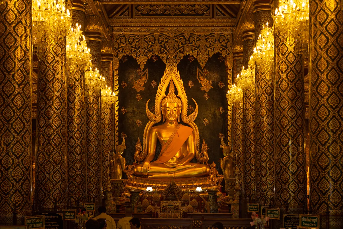 Wat Phra Si Rattana Mahathat (Wat Yai), Phitsanulok