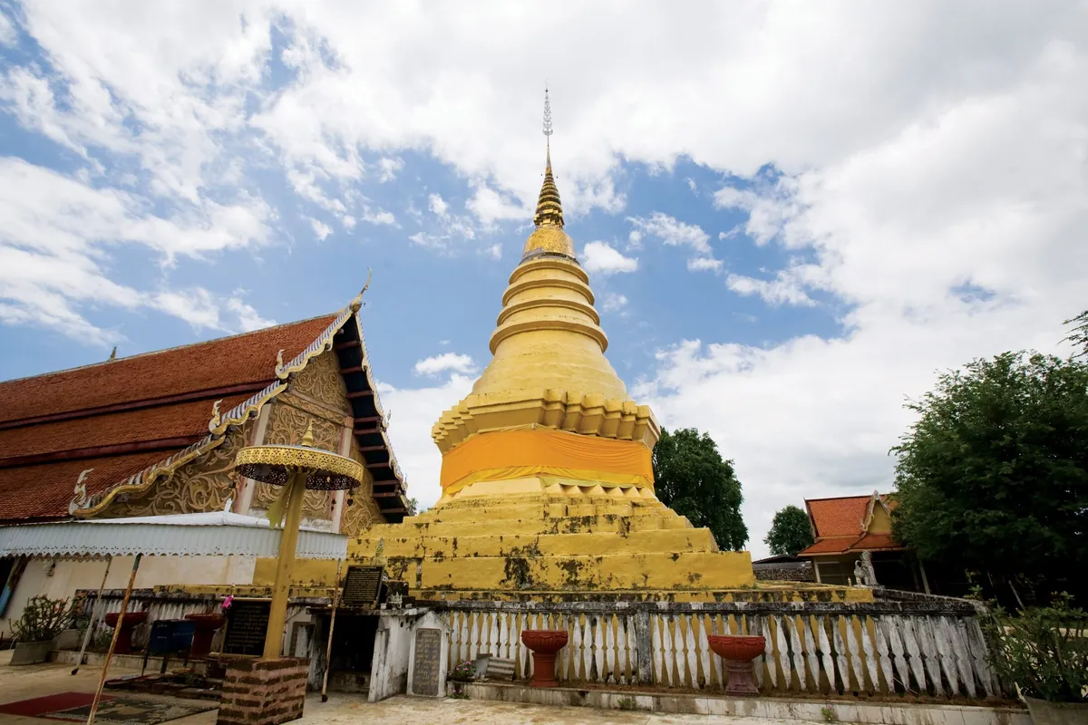 Wat Phra That Chom Ping