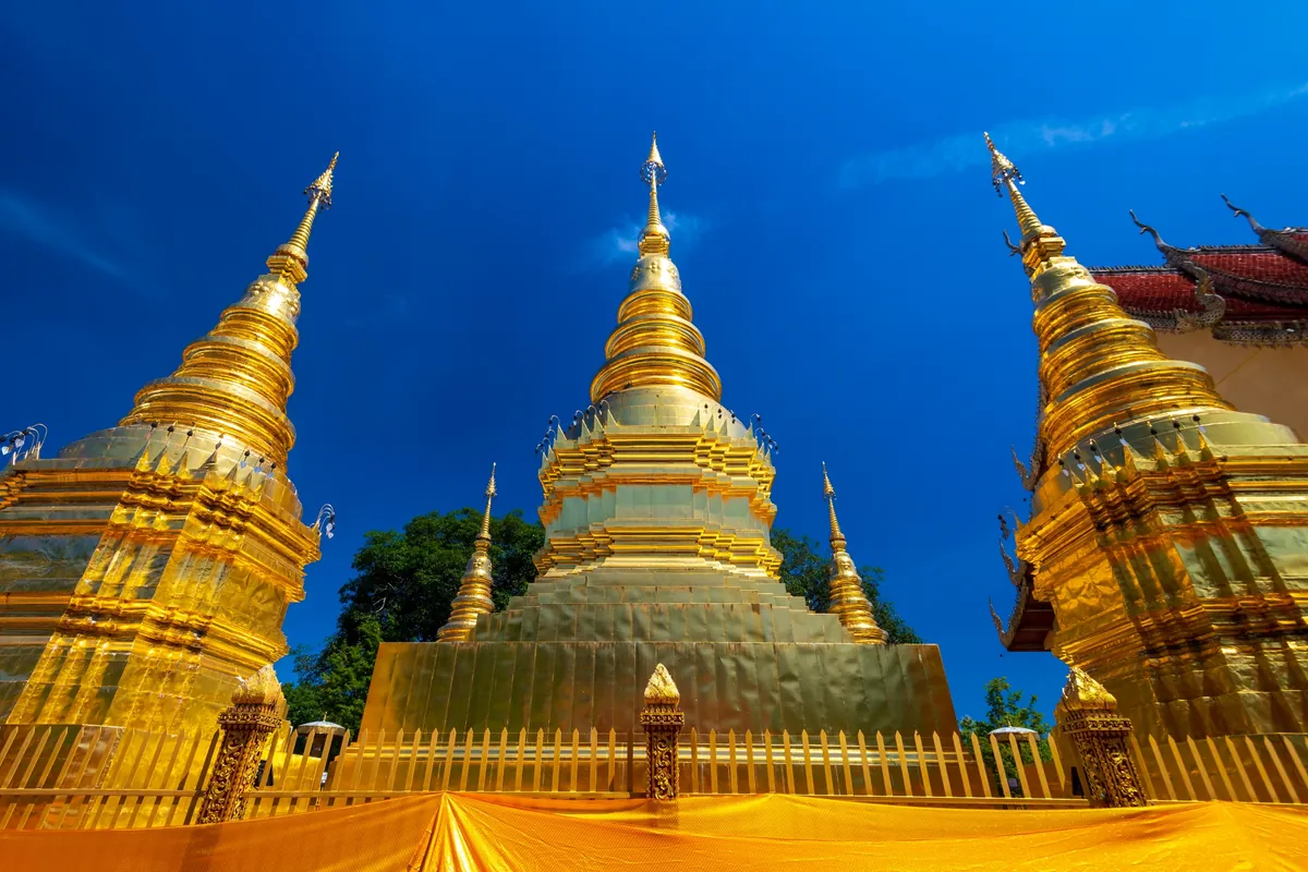Wat Phra That Ha Duang — photo 3