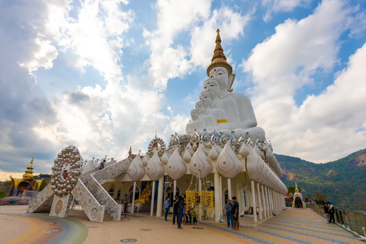 Wat Phra That Pha Son Kaew — photo 5