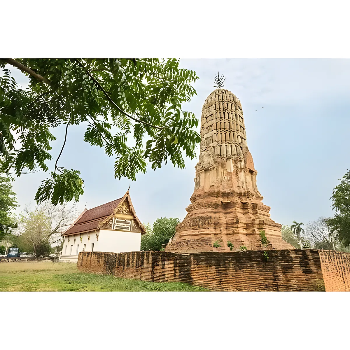 Wat Phra That (Wat Phra That Sala Khao)