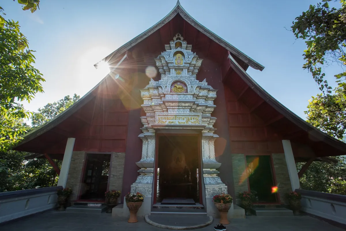 Wat Phrabat Pu Pha Daeng — photo 4