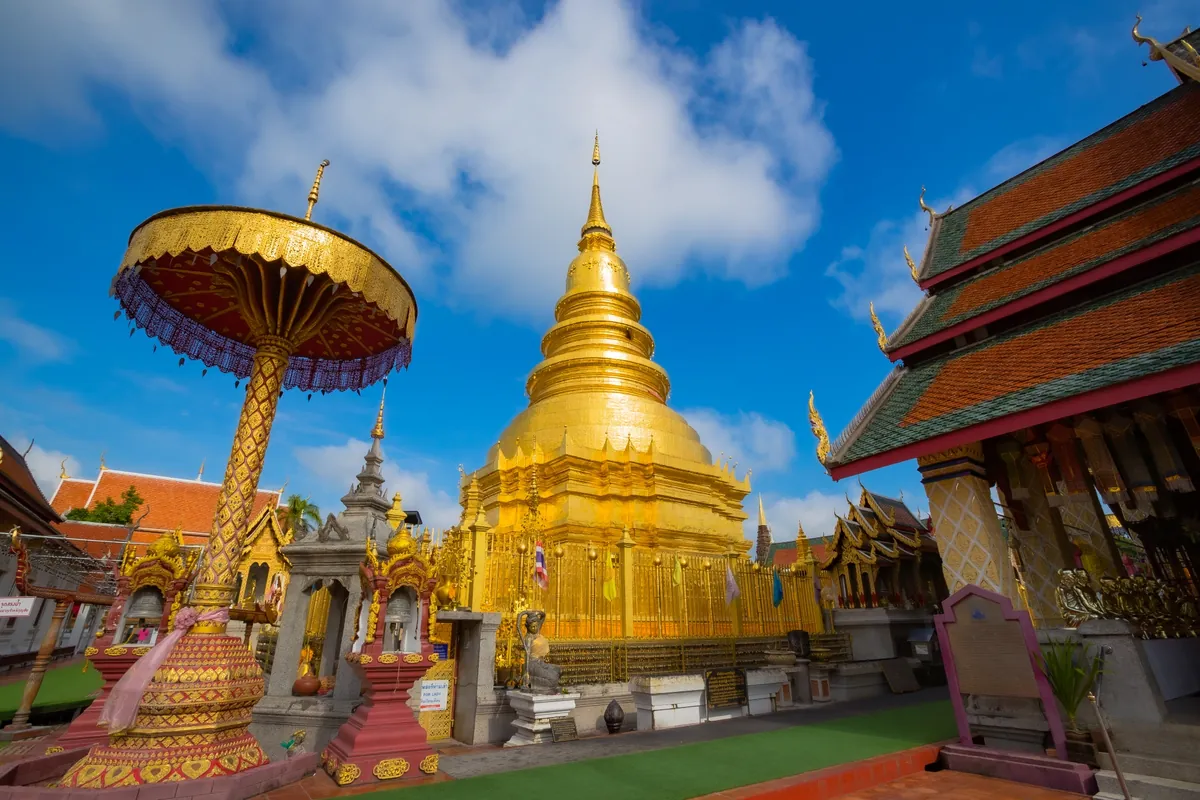Wat Phra That Hariphunchai — photo 4