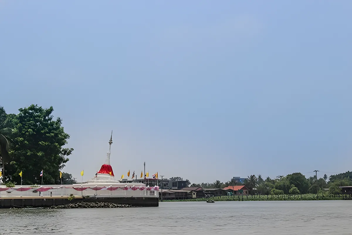 Wat Paramaiyikawat