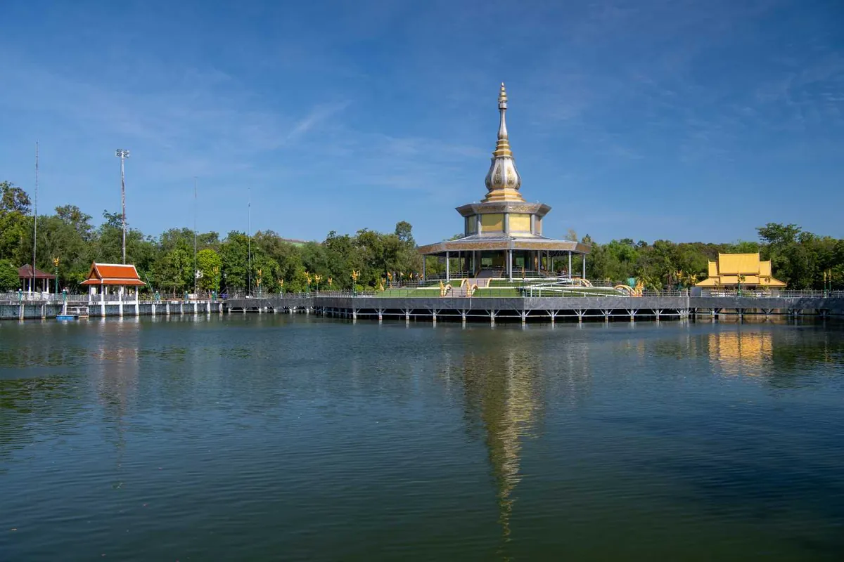 Wat Prachakhom Wanaram (Wat Pakung) — photo 2