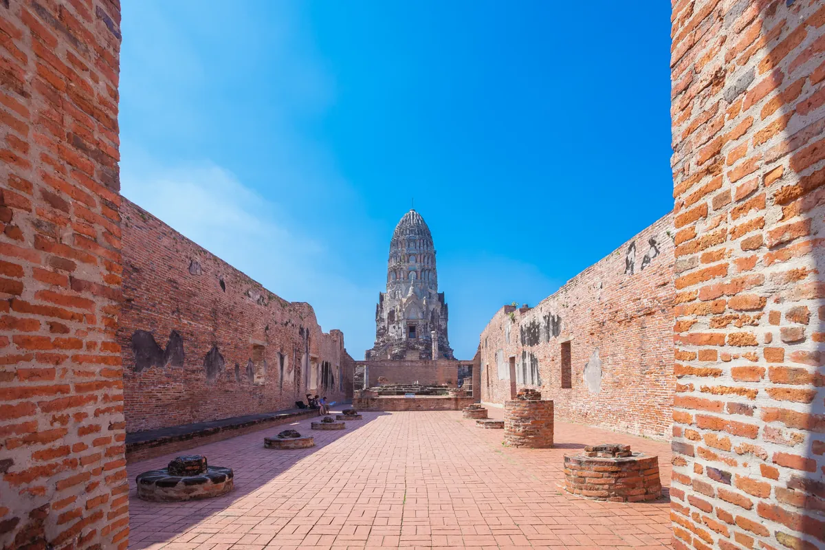 Wat Ratchaburana