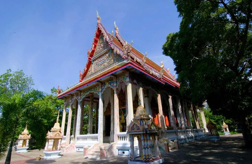 Wat Sampathuan Nok