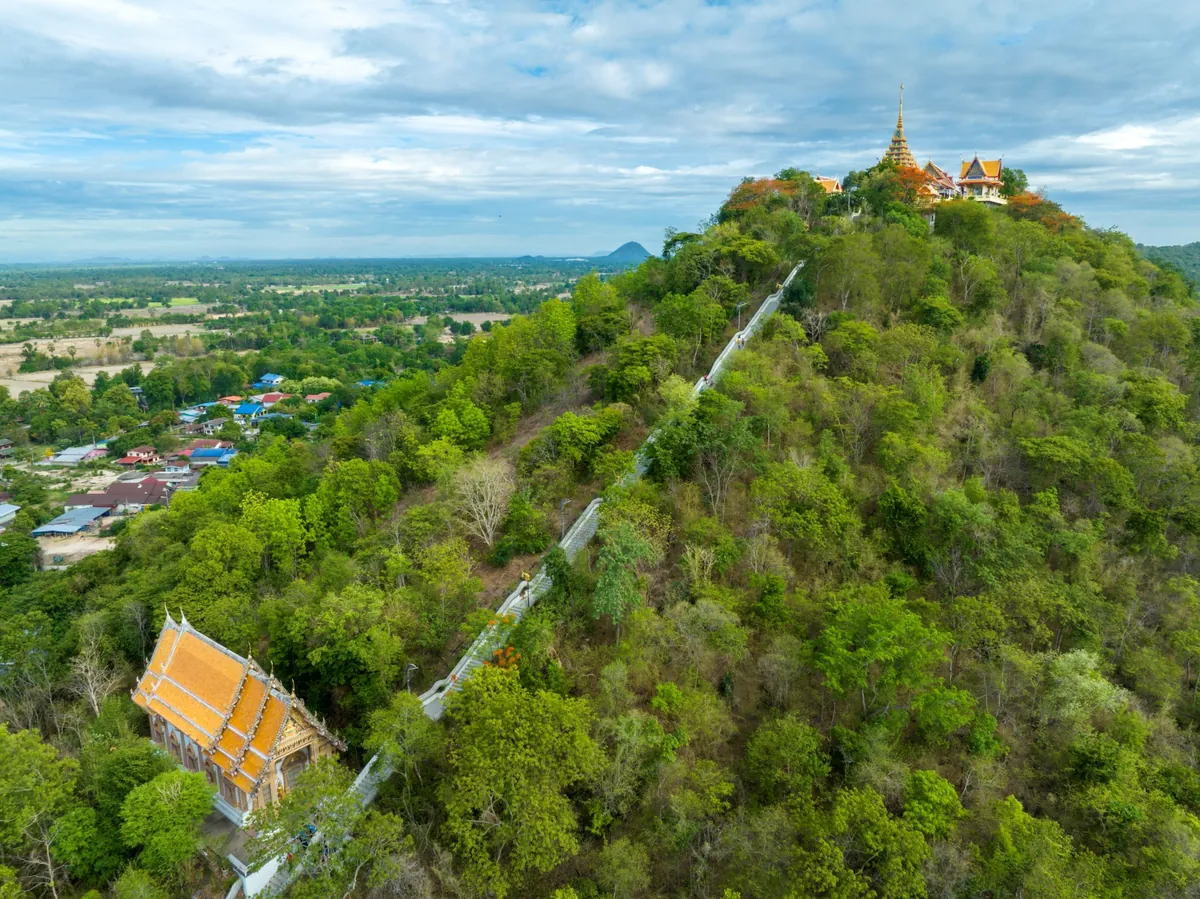 Wat Sangkat Rattana Khiri — photo 4