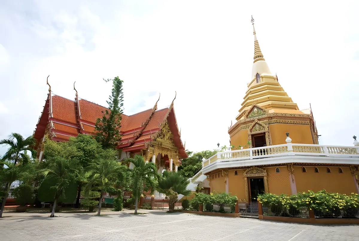 Wat Sattahip (Wat Luang Pho Ei)