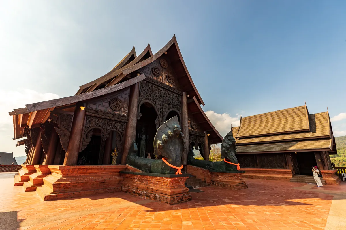 Wat Somdet Phu Ruea Ming Mueang — photo 3