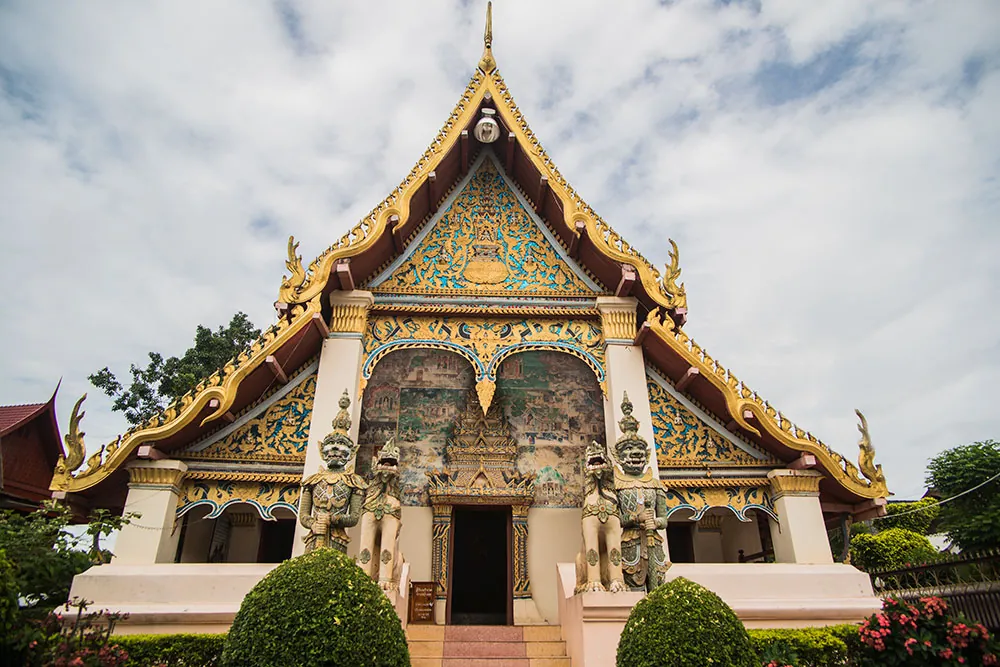 Wat Sri Khun Muang