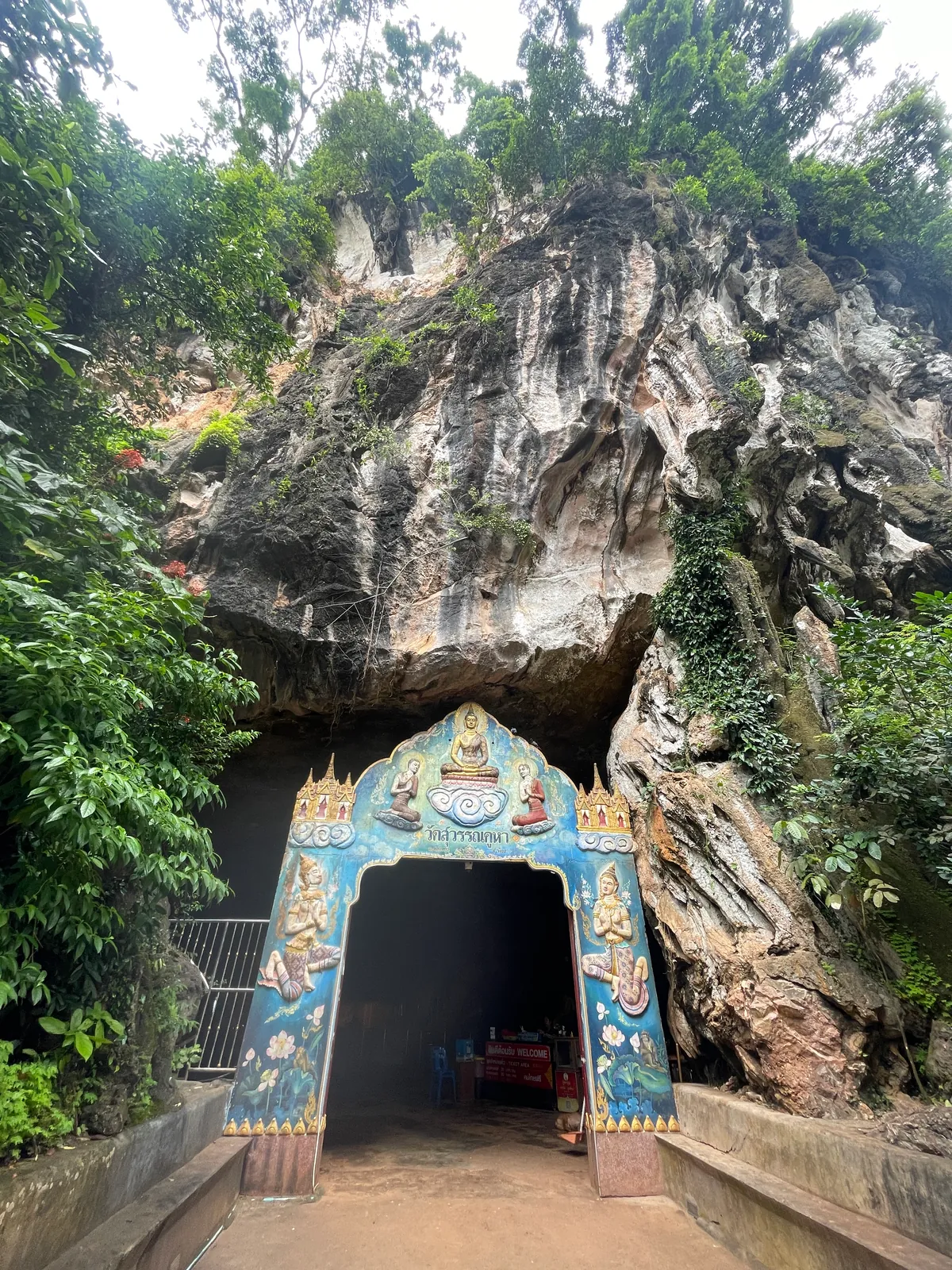 Wat Suwannakhuha, photo 3
