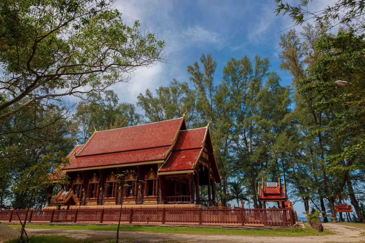 Wat Tha Sai (Wat Tes Tammanawa) — photo 3