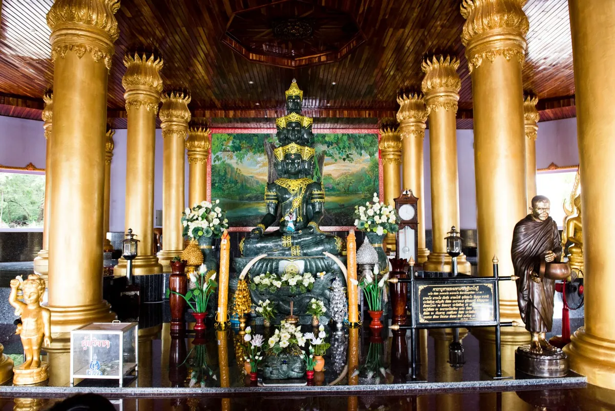 Wat Tham Pha Keang — photo 2