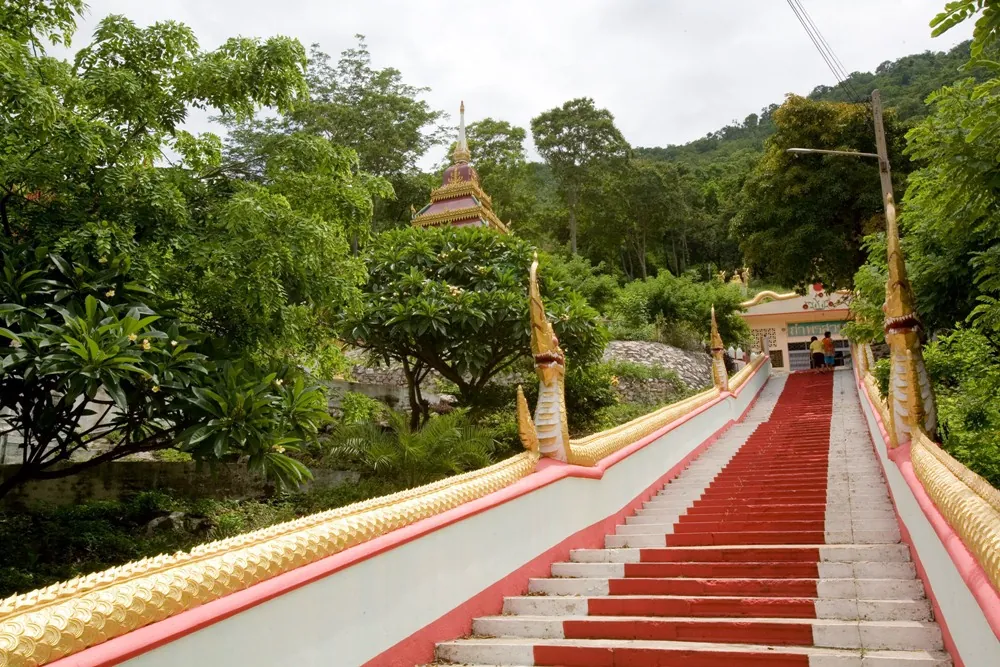 Wat Tham Porn Sawan — photo 2