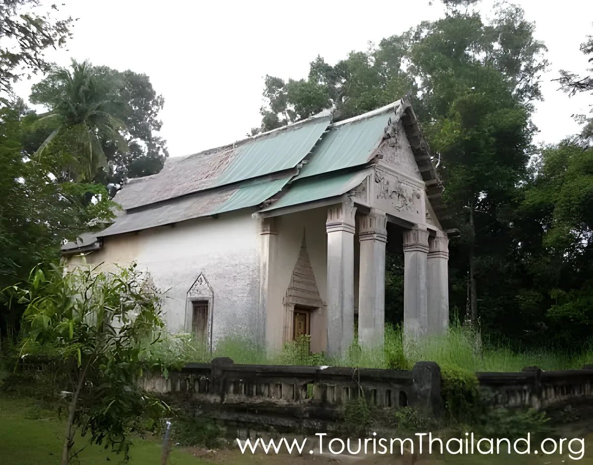 Wat Thapthan Watthanaram
