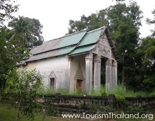 Wat Thapthan Watthanaram
