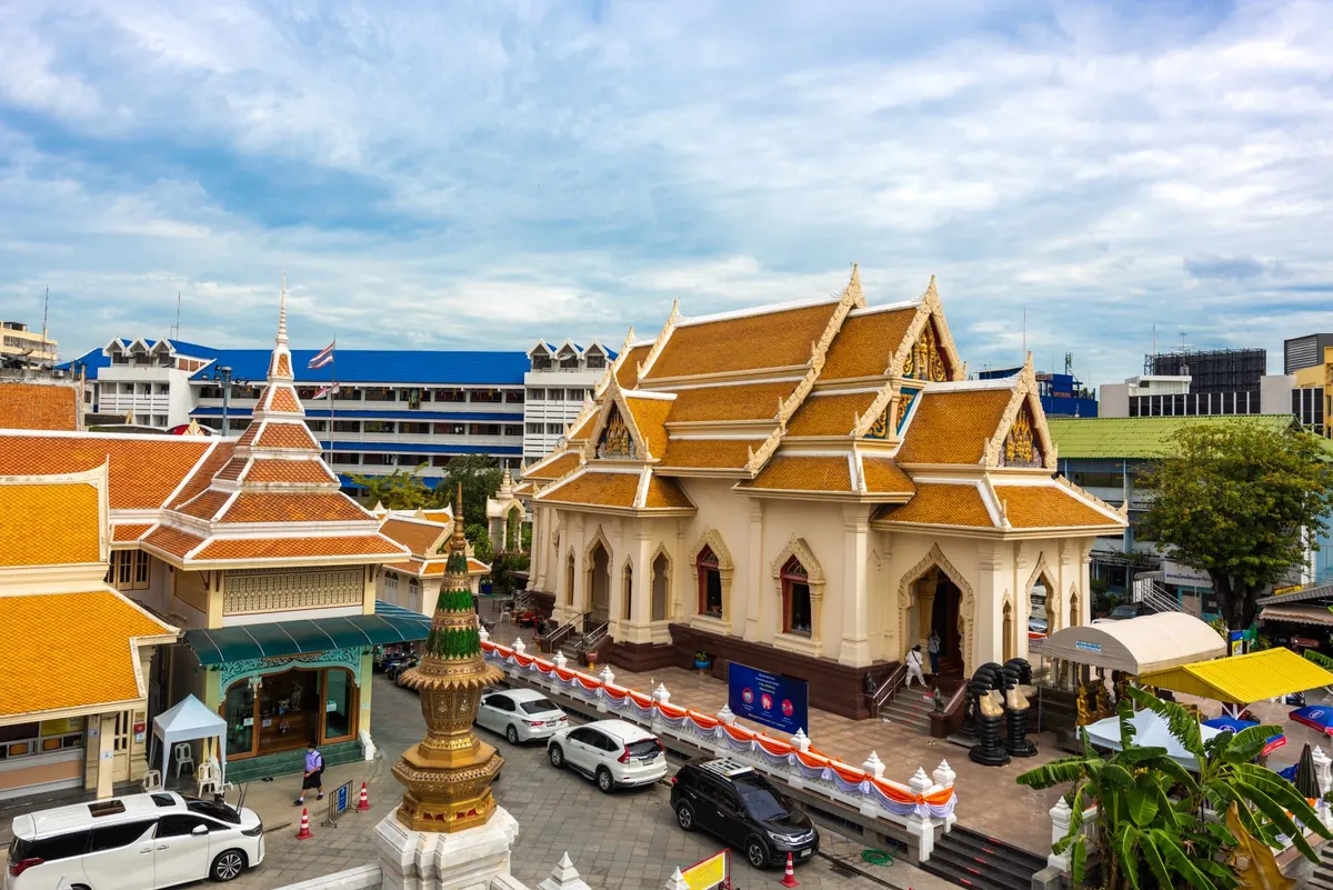 Wat Traimit Withayaram — photo 2