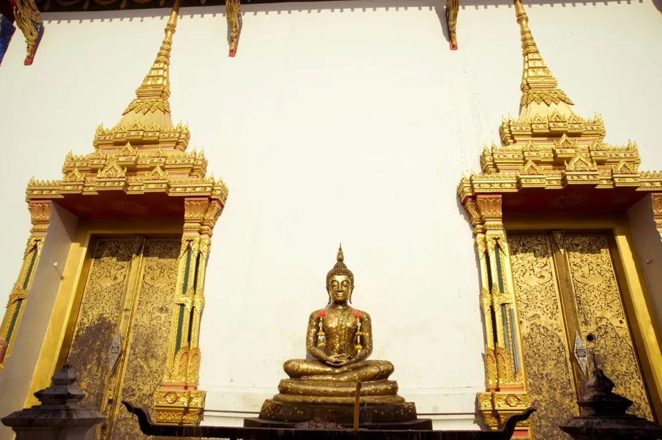 Wat Yai Inthraram (Royal Monastery)
