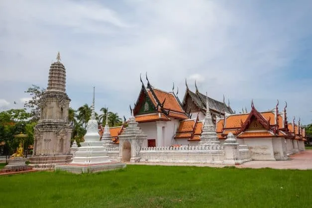 Wat Yai Suwannaram