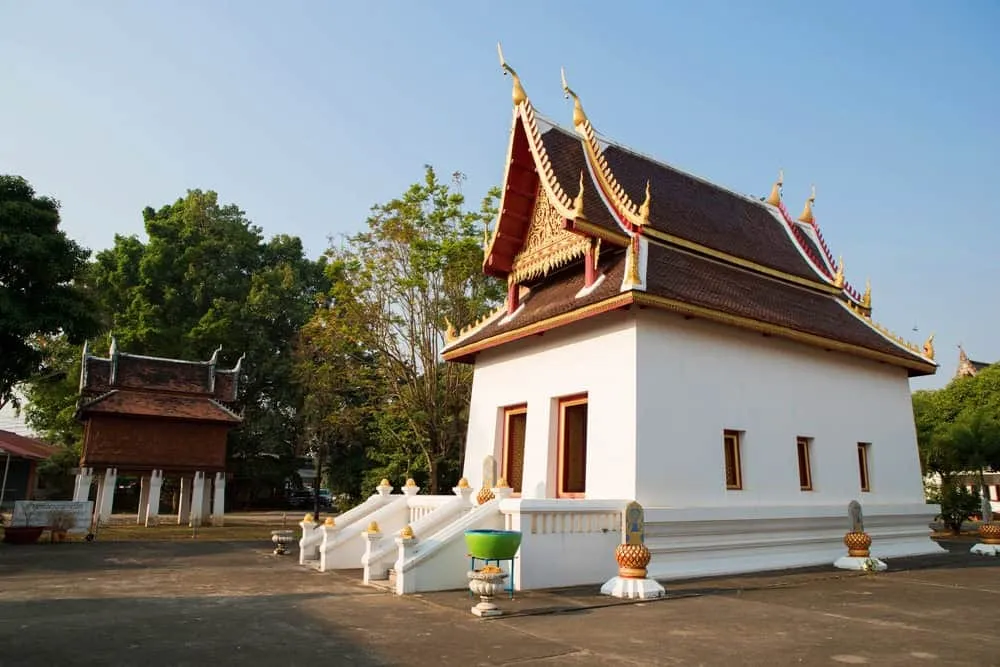 Wat Yai Tha Sao