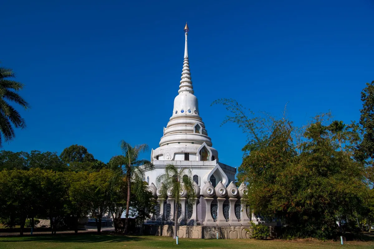 Wat Yanasangwararam Woramahawihan — photo 2