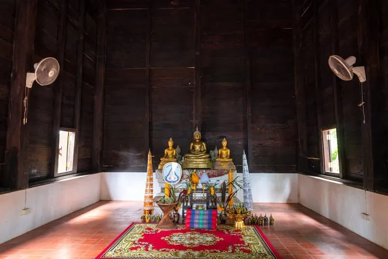Wooden Ubosoth of Wat Chaoreon Songtham