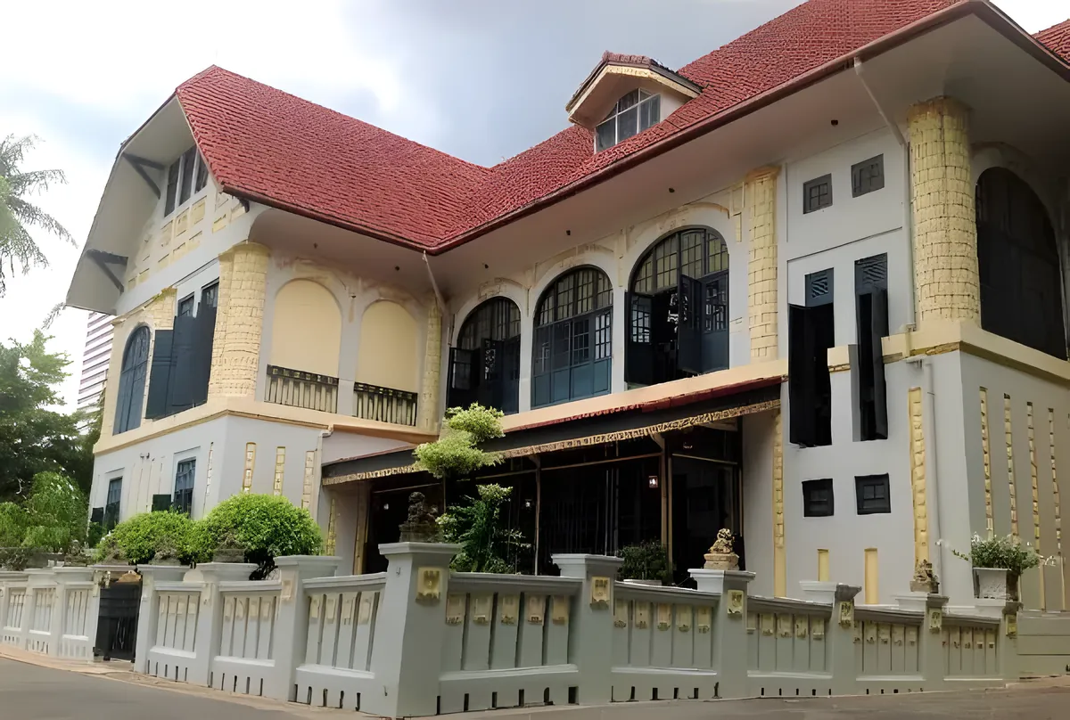 Woradit Palace Museum