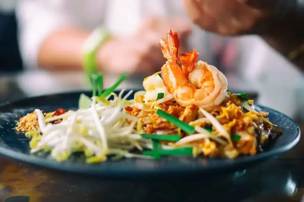 Pad Thai ( ผัดไทย )
