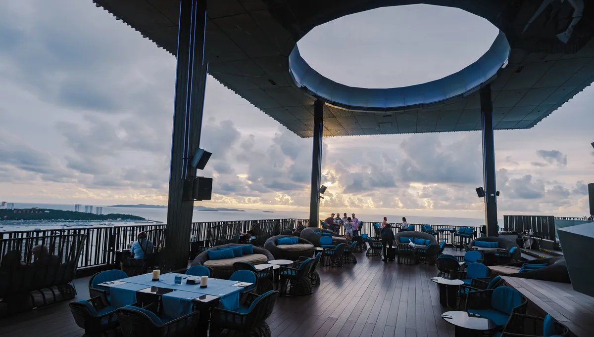 Rooftop Bars in Pattaya: Best Sky Bars & Sea Views (2026)