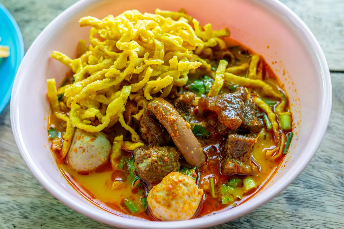 Chiang Mai Street Food: Khao Soi & Northern Eats (2026)