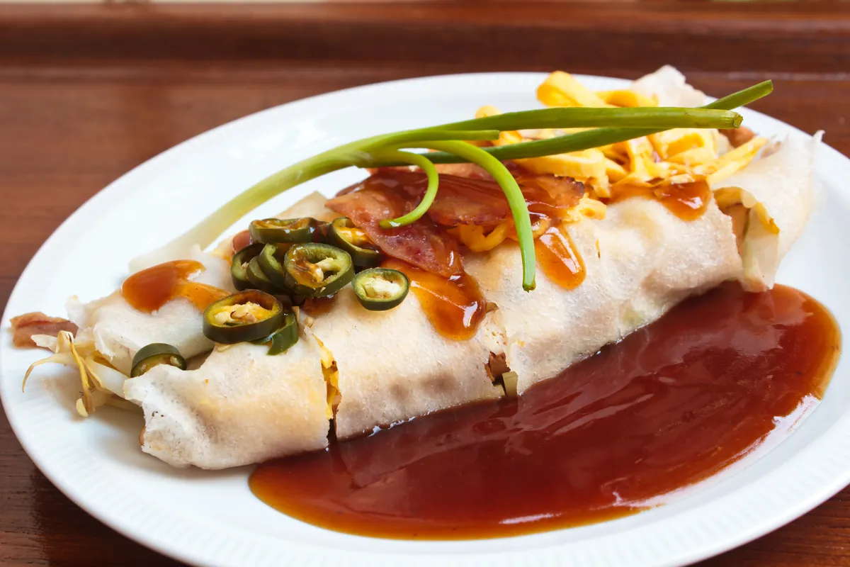 Phuket Street Food: What & Where to Eat (2026)