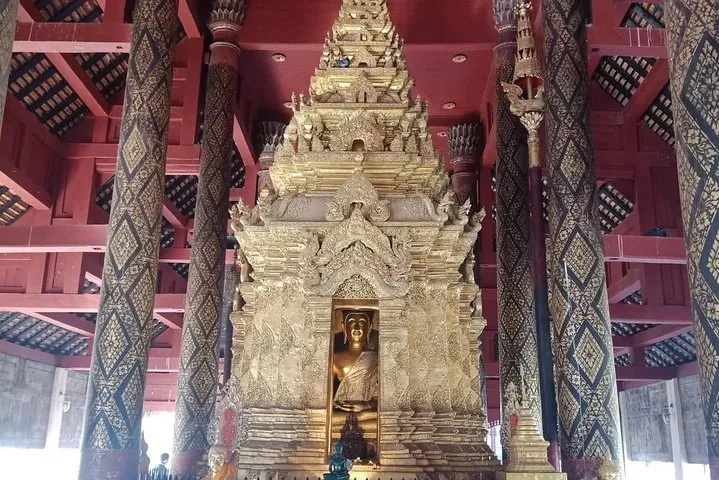 Wat Prathat Lampang Laung